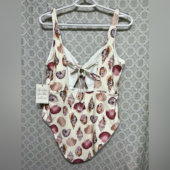 SHOW ME YOUR MUMU **NEW** Seashell One Piece swim suit XXL - Picture 6 of 8